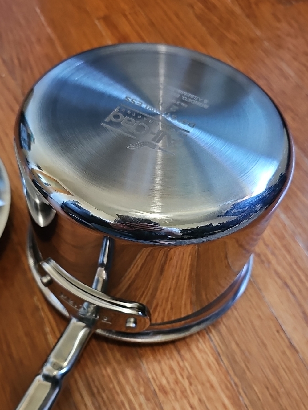 New All-Clad D3 2 Qt Saucepan - Picture 4 of 6
